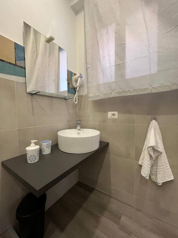 Casa Vacanze Caramagna 2 Aci Castello Eksteriør billede