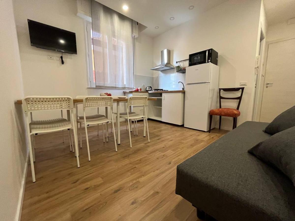 Casa Vacanze Caramagna 2 Aci Castello Eksteriør billede